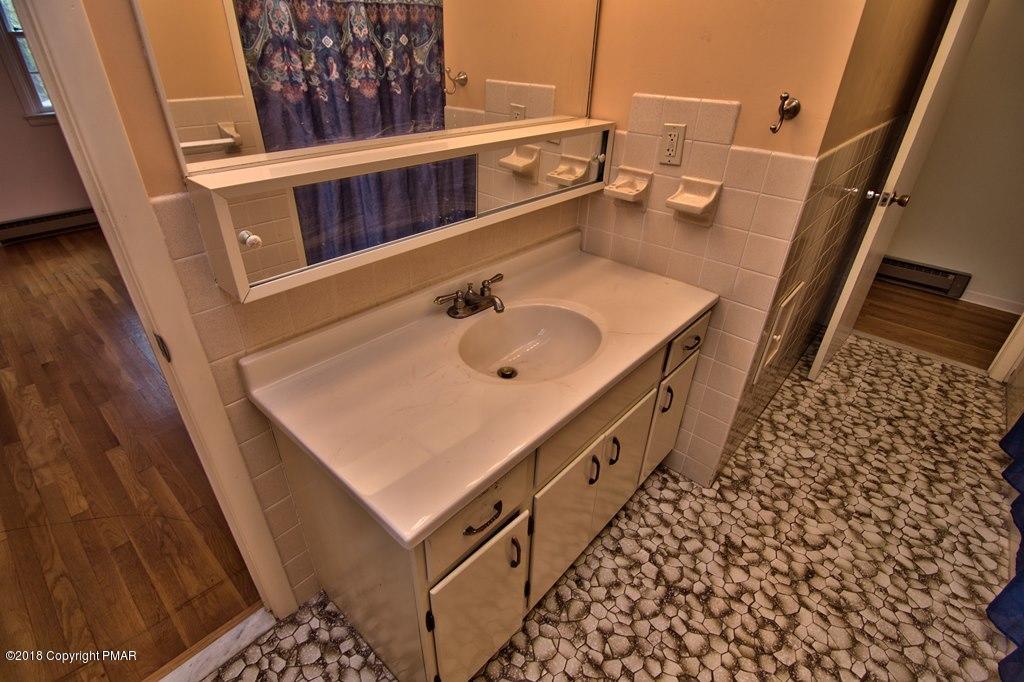 8510 Ridge Road Cresco, PA 18326 - Photo 61 of 83 Bath View 6