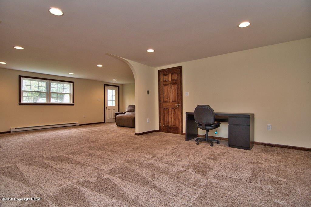 8510 Ridge Road Cresco, PA 18326 - Photo 71 of 83 Family Room View 4