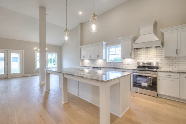 $689,900 | 5536 Sinclair Street, Murfreesboro, TN 37127