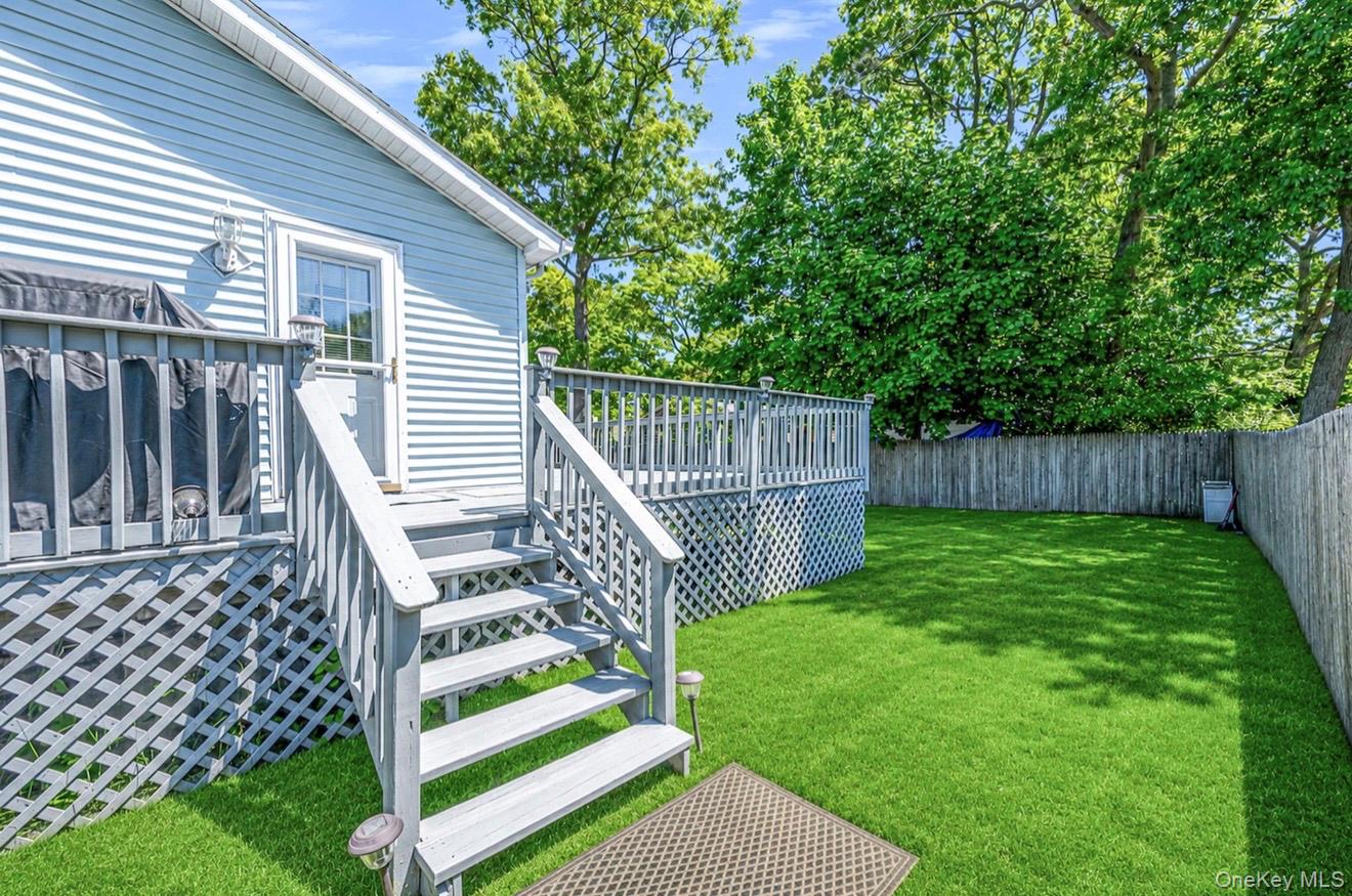 83 Knapp Road Mastic Beach, NY 11951 - Photo 27 of 32