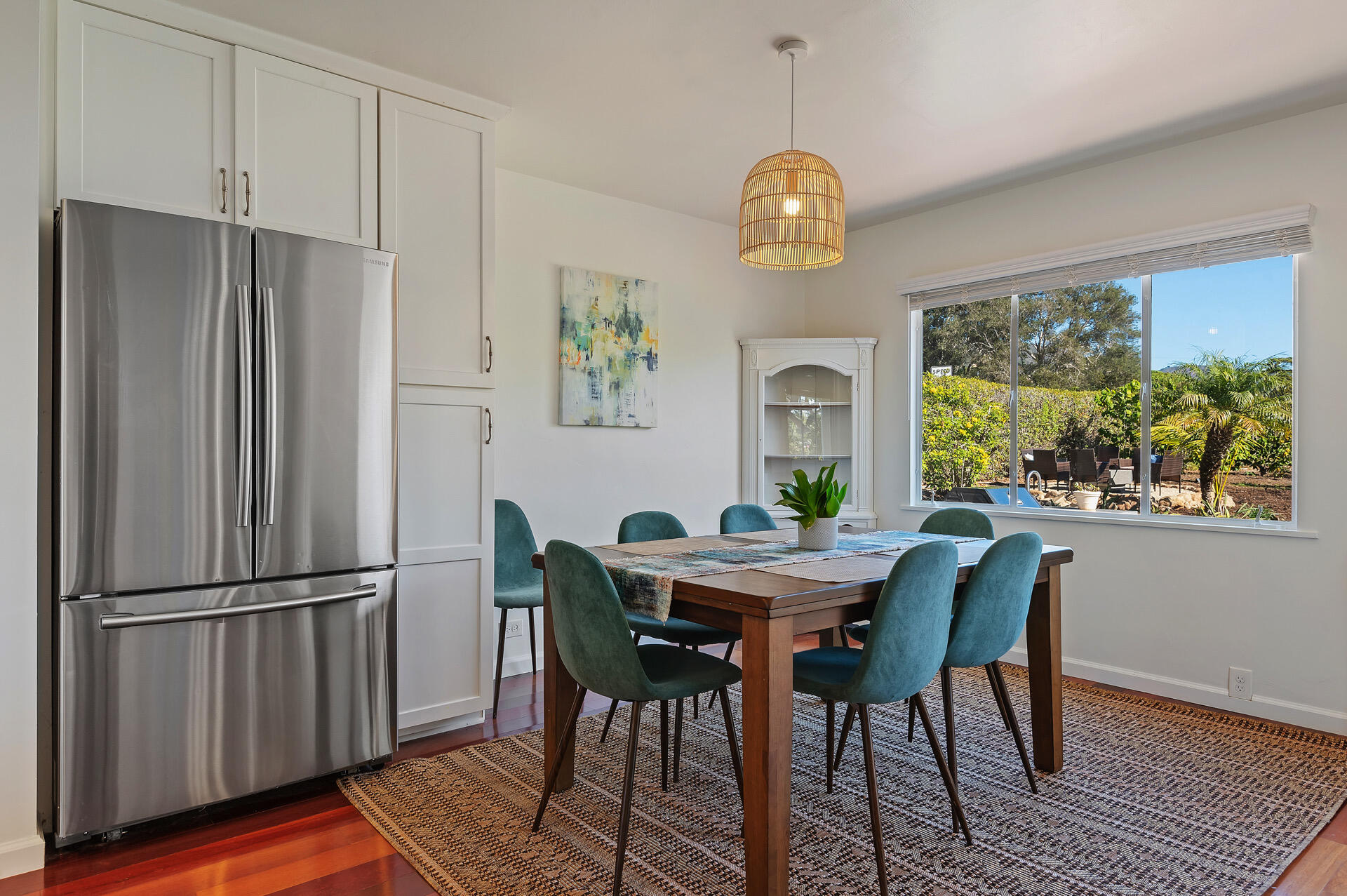 Undisclosed Address Carpinteria, CA 93013 - Photo 17 of 38 07 - Dining