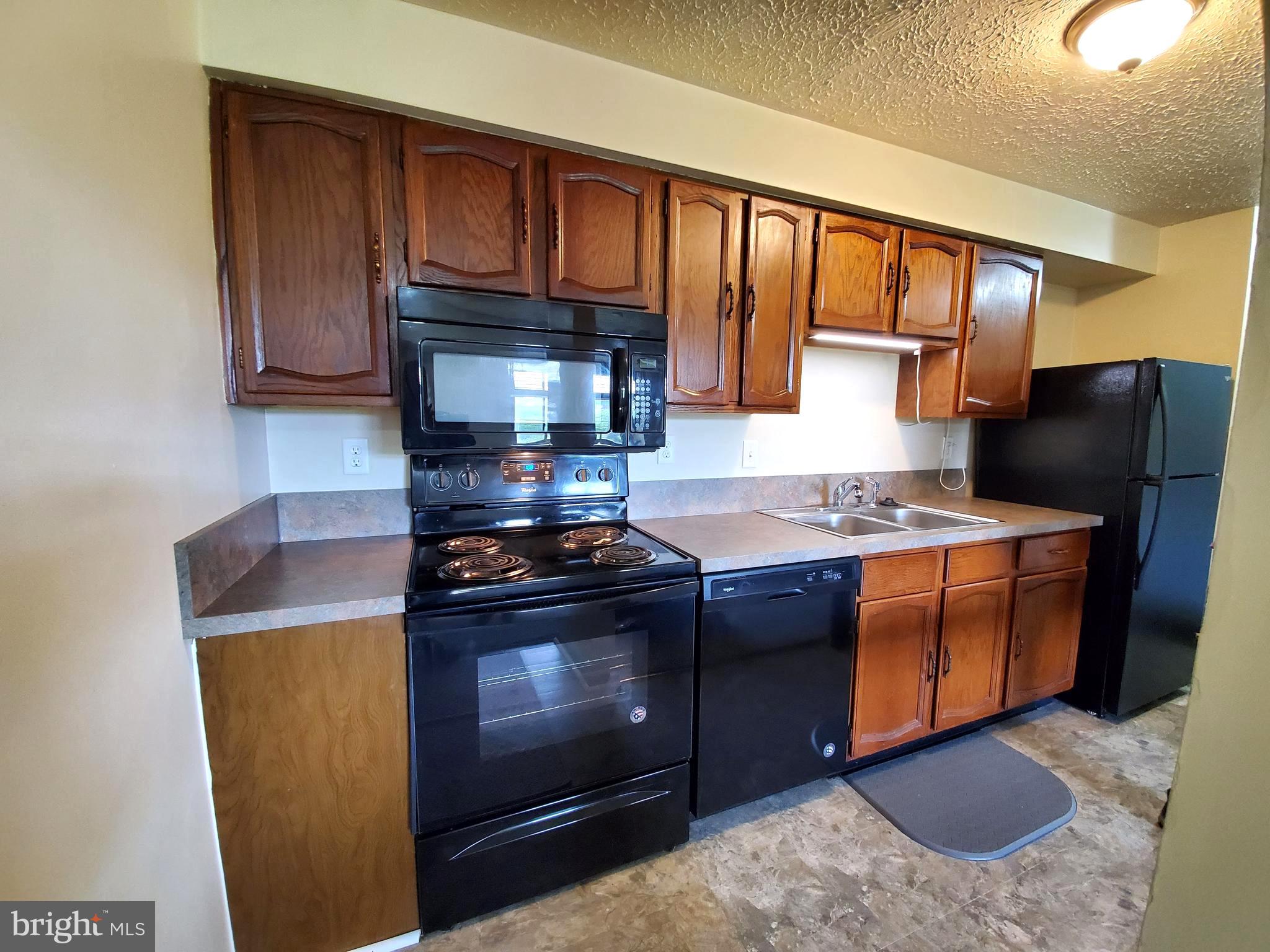 550 Heather Ridge Drive, Unit C Frederick, MD 21702 - Photo 7 of 21