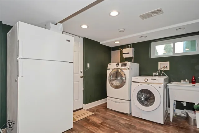 $499,000 | 9751 South Hamlin Avenue, Evergreen Park, IL 60805