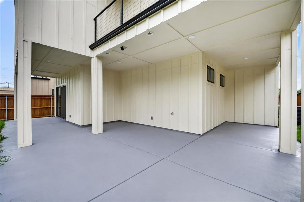 109 Rolston Road Irving, TX 75060 - Photo 28 of 34