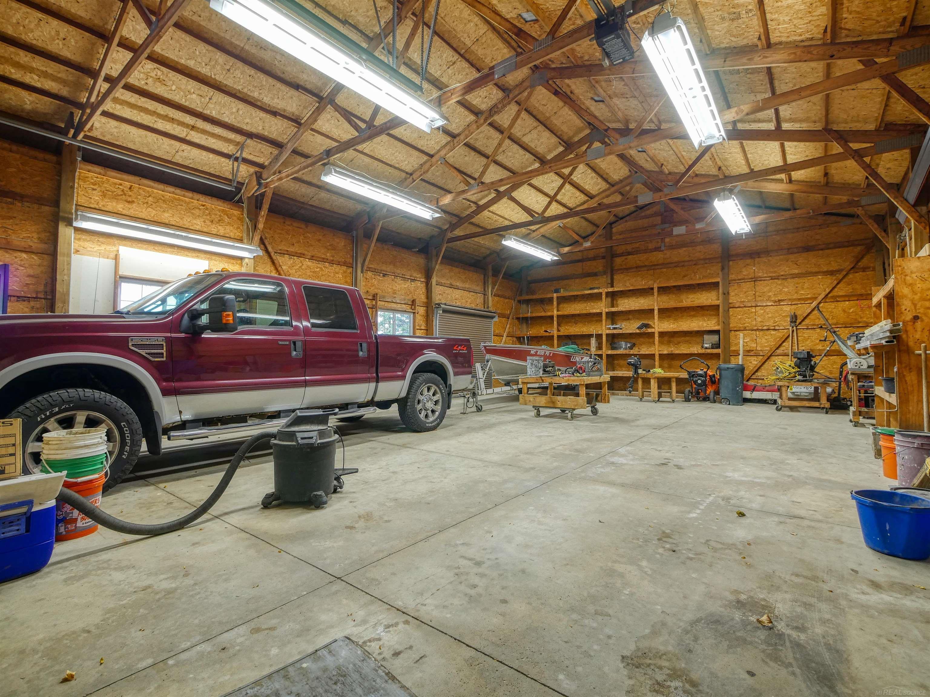 71505 Memphis Ridge Road Richmond, MI 48062 - Photo 8 of 33 50094196-7.JPG