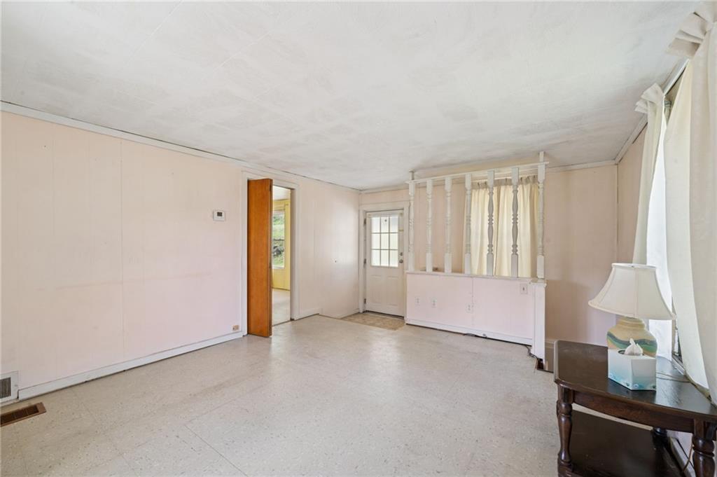2744 Radebaugh Road Jeannette, PA 15644 - Photo 15 of 28 Gallery Image 15