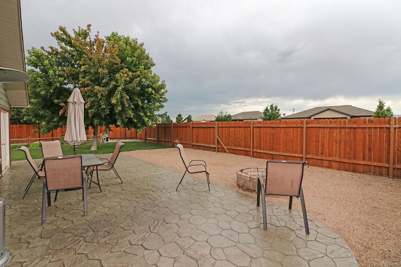449 Doris Road Grand Junction, CO 81504 - Photo 24 of 35 an outdoor view with patio