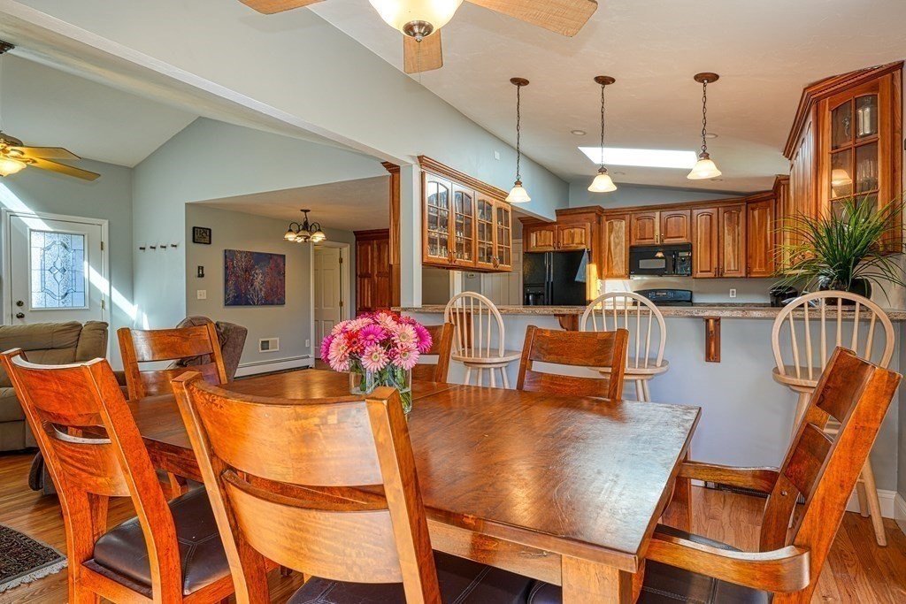 170 Long Hill Road Bolton, MA 01740 - Photo 21 of 42