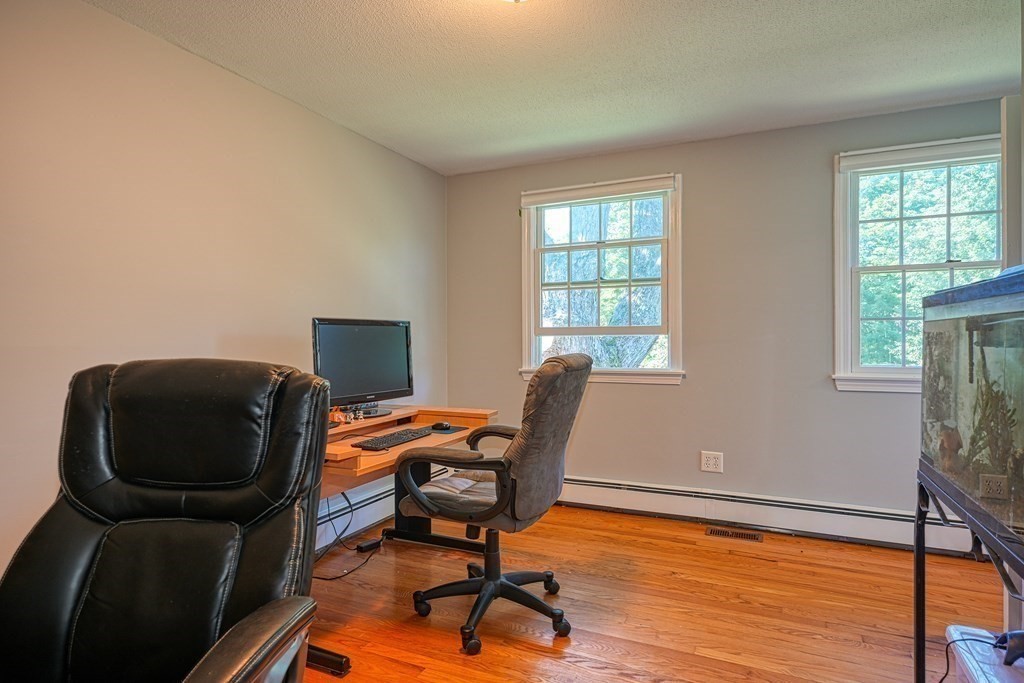 170 Long Hill Road Bolton, MA 01740 - Photo 24 of 42