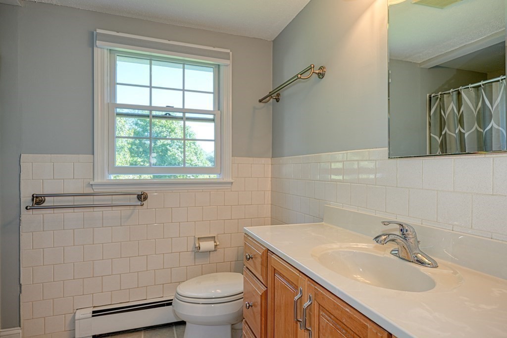 170 Long Hill Road Bolton, MA 01740 - Photo 28 of 42