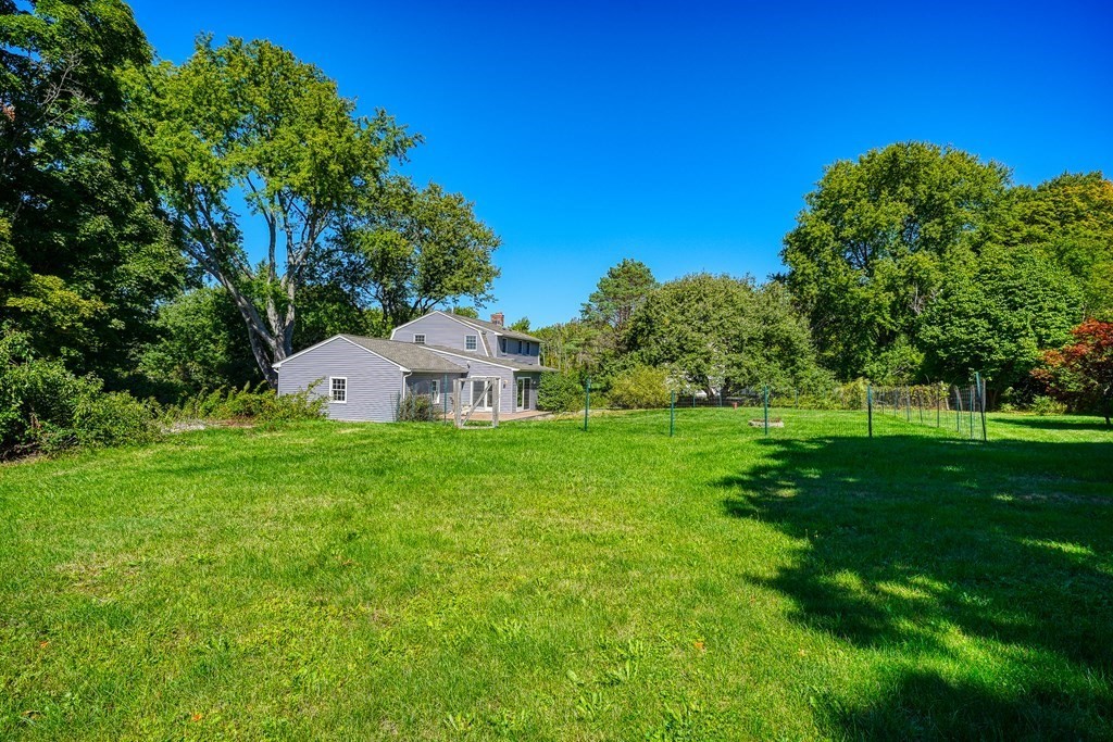 170 Long Hill Road Bolton, MA 01740 - Photo 37 of 42