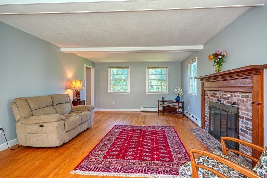 170 Long Hill Road Bolton, MA 01740 - Photo 7 of 42