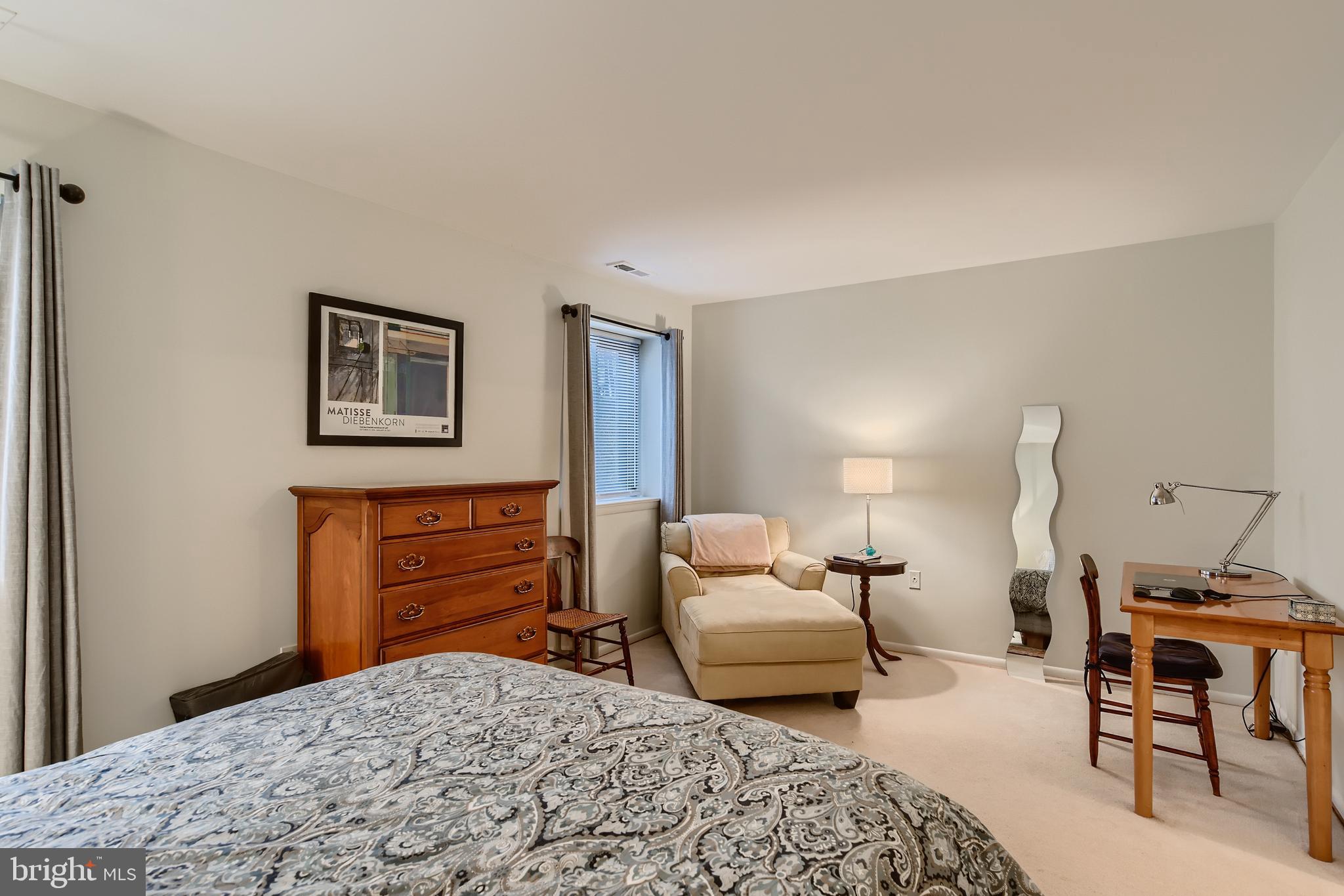 116 Cross Keys Road, Unit R116A Baltimore, MD 21210 - Photo 9 of 12 Bedroom