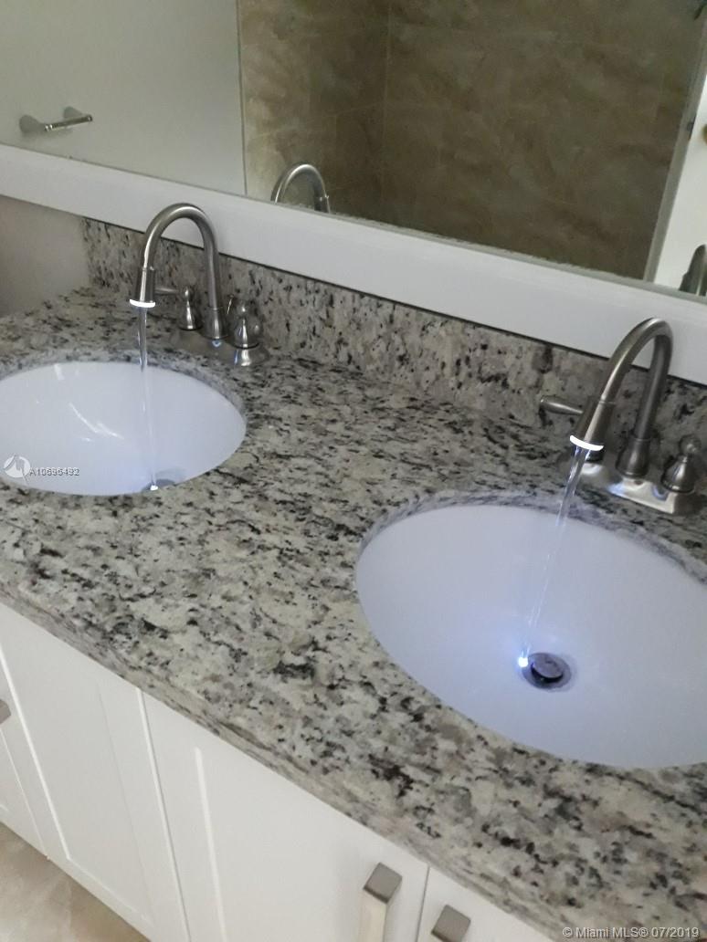 12830 Southwest 147th Terrace Road Miami, FL 33186 - Photo 15 of 24 Gallery Image 15