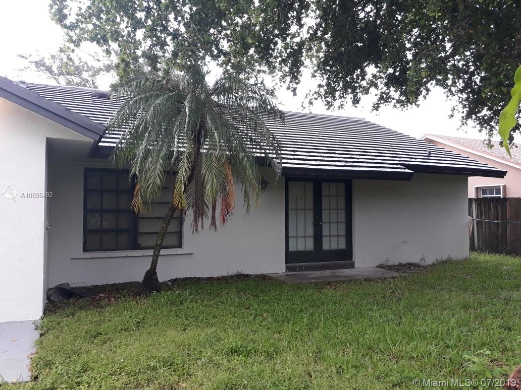 12830 Southwest 147th Terrace Road Miami, FL 33186 - Photo 3 of 24 Gallery Image 3