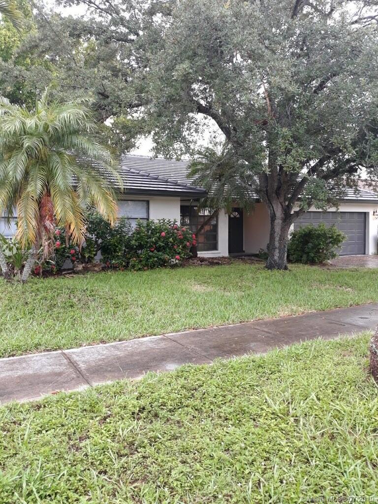 12830 Southwest 147th Terrace Road Miami, FL 33186 - Photo 5 of 24 Gallery Image 5