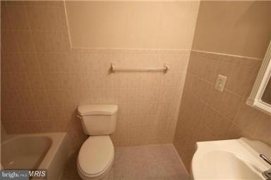 3720 Bel Pre Road, Unit 7 Silver Spring, MD 20906 - Photo 12 of 15 Bath