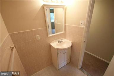 3720 Bel Pre Road, Unit 7 Silver Spring, MD 20906 - Photo 13 of 15 Bath