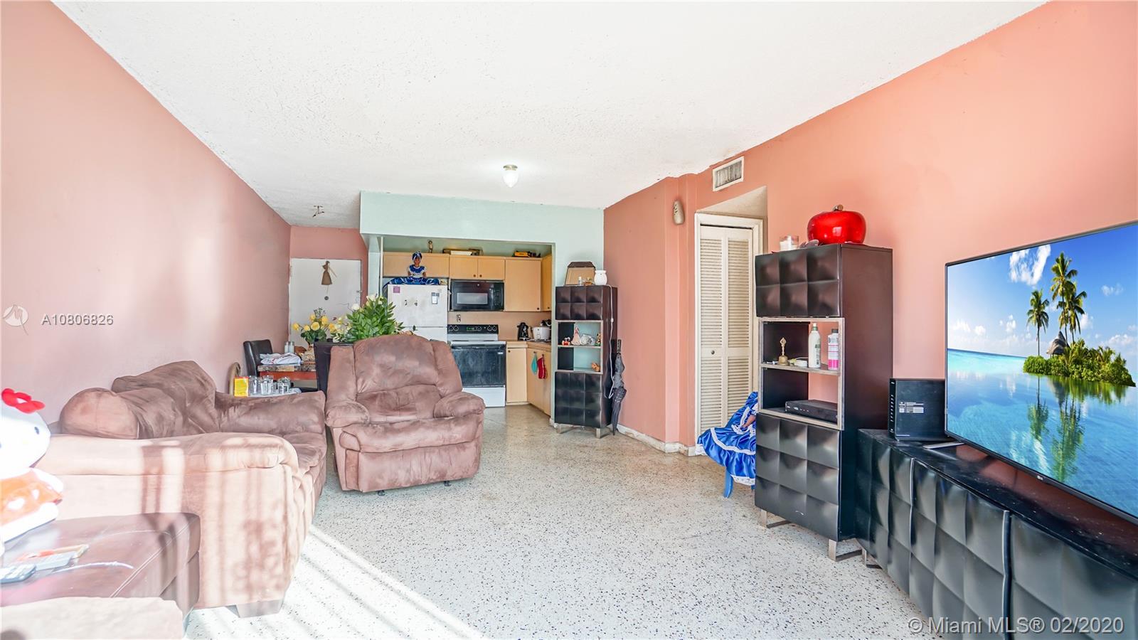 1736 Southwest 19th Street, Unit 102 Miami, FL 33145 - Photo 4 of 11