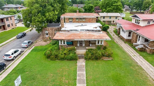$255,000 | 607 South Main Street, Paris, TX 75460