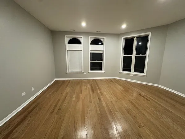 $2,300 | 6412 South Greenwood Avenue, Unit 2, Chicago, IL 60637