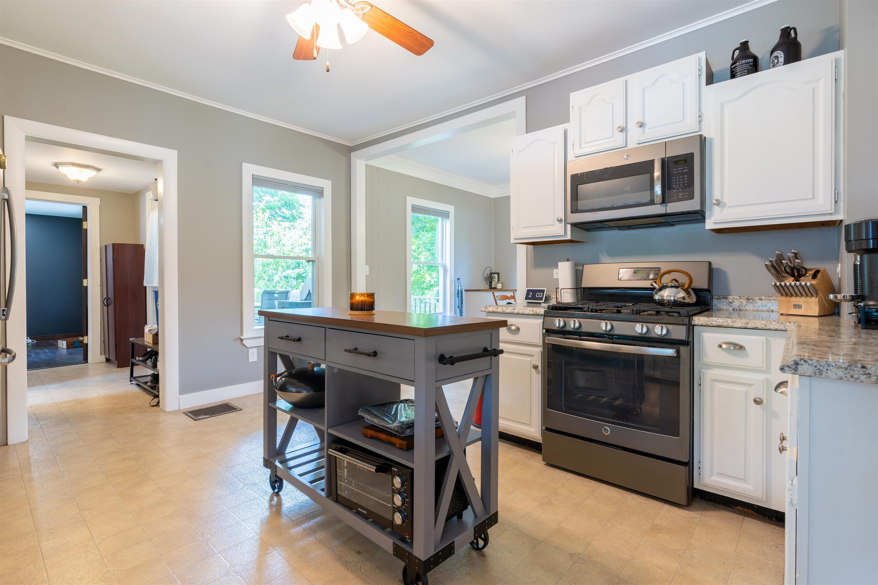 53 Prospect Street Rochester, NH 03867 - Photo 4 of 21