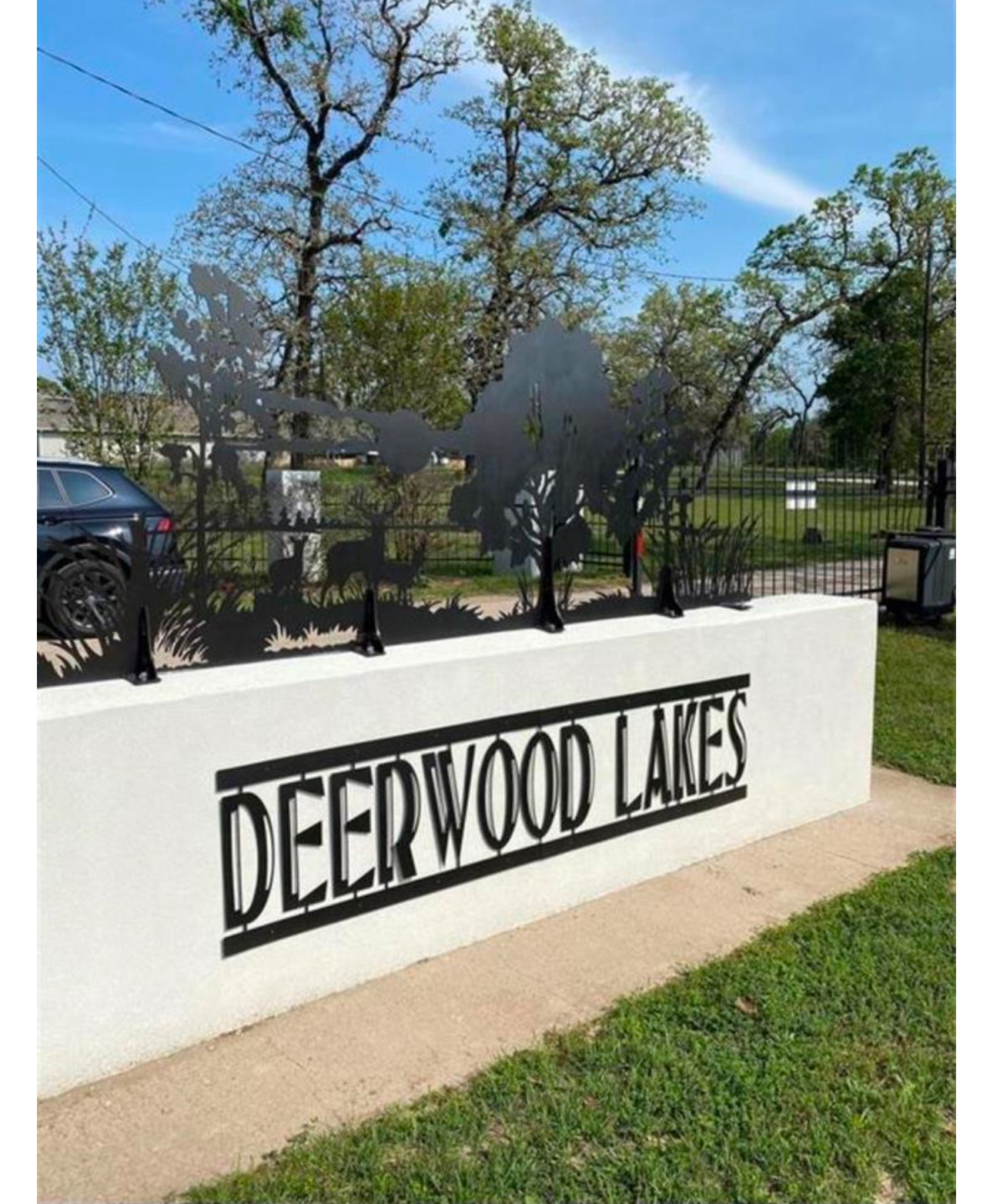 26663 Mockingbird Lane Hempstead, TX 77445 - Photo 2 of 4 a street sign that is on a pole
