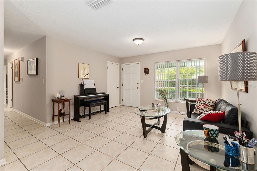 5611 Northwest 29th Terrace Gainesville, FL 32653 - Photo 7 of 33