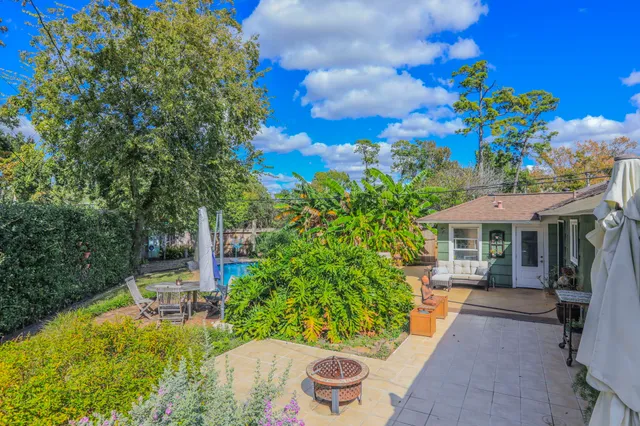 a house with garden in front of it