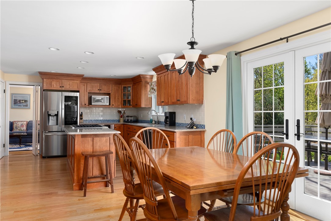 27 Paine Road Cumberland, RI 02864 - Photo 7 of 50 Gallery Image 7