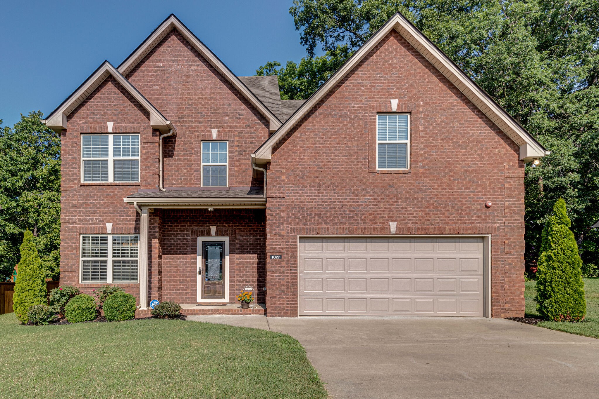 1027 Grace Road Ashland City, TN 37015 - Photo 1 of 37 Gallery Image 1