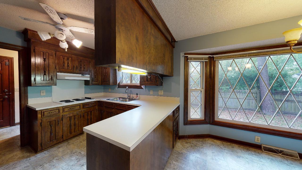 215 Sweetbriar Road Summerville, SC 29485 - Photo 13 of 46 215-Sweet-Briar-04012020_215626