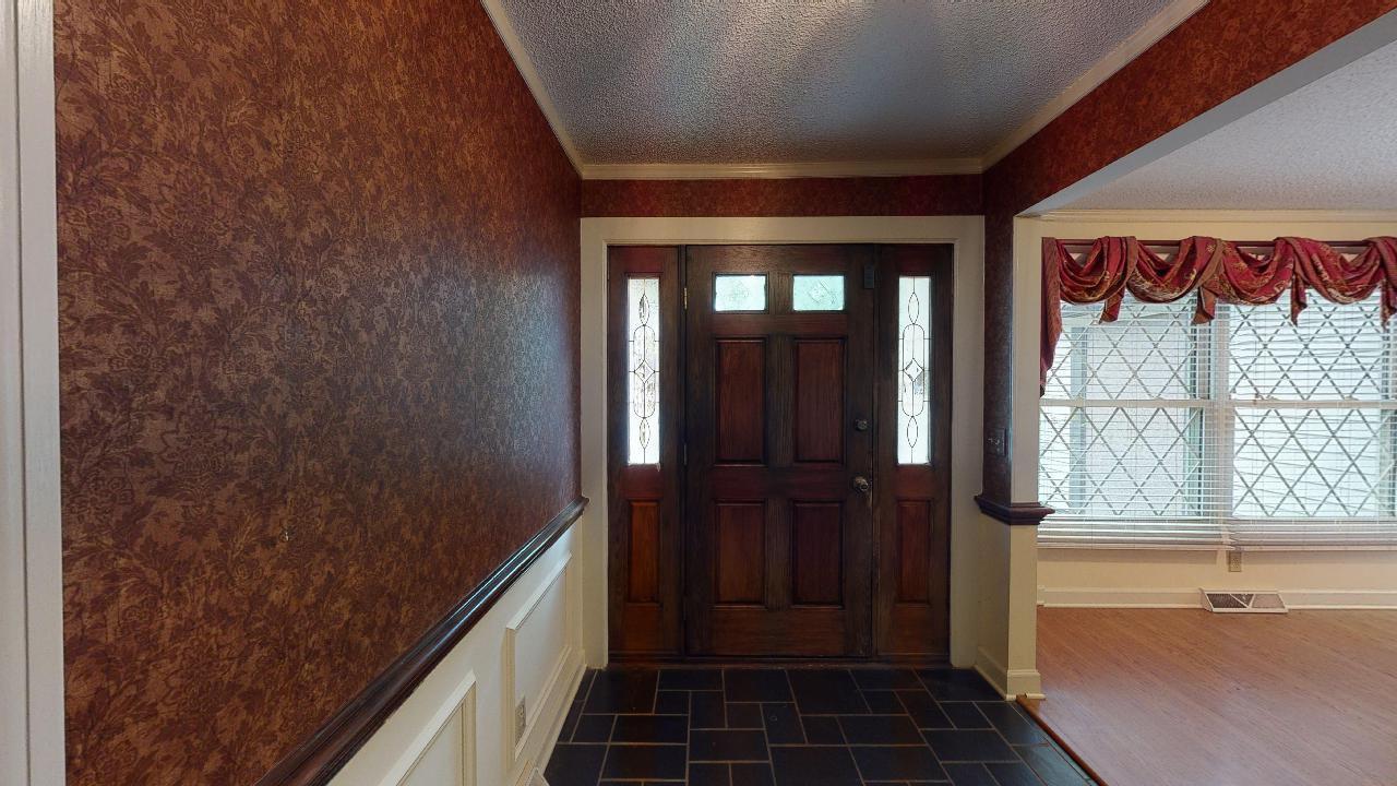 215 Sweetbriar Road Summerville, SC 29485 - Photo 3 of 46 215-Sweet-Briar-04012020_214656