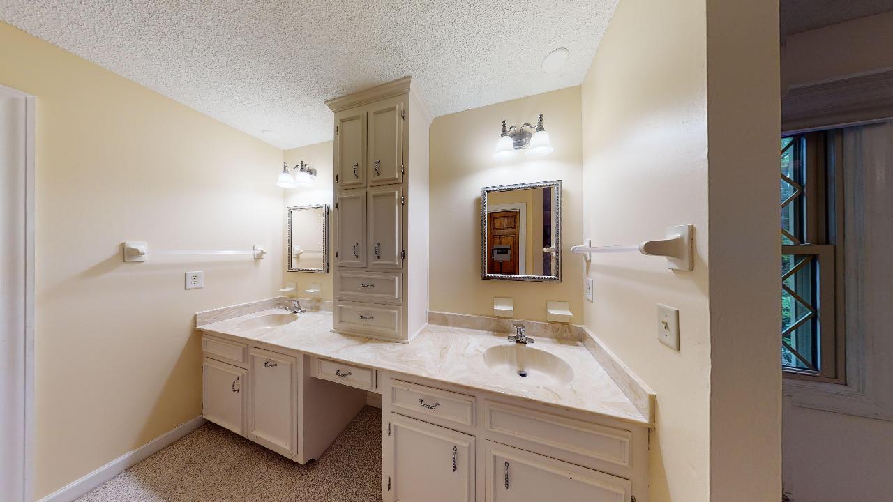 215 Sweetbriar Road Summerville, SC 29485 - Photo 24 of 46 215-Sweet-Briar-04012020_222407