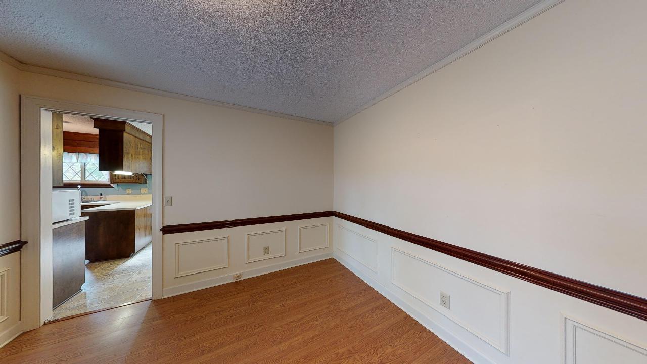 215 Sweetbriar Road Summerville, SC 29485 - Photo 7 of 46 215-Sweet-Briar-04012020_223113