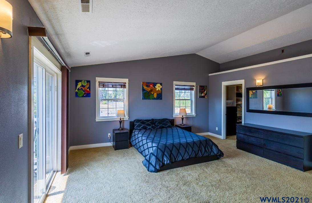 2000 Brooklake Road Northeast Keizer, OR 97303 - Photo 22 of 36 Gallery Image 22