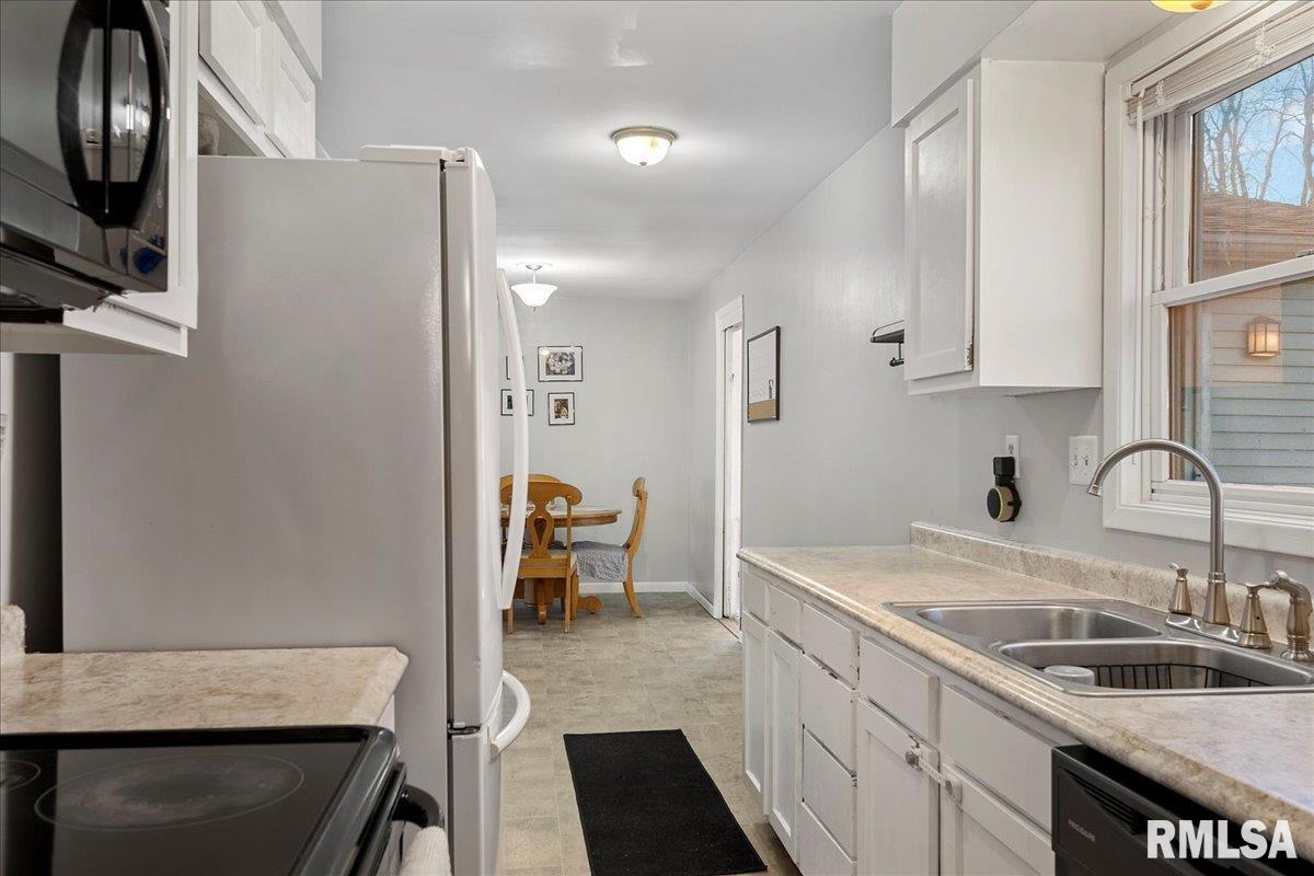 4417 Trevi Drive Springfield, IL 62703 - Photo 15 of 33 Gallery Image 15