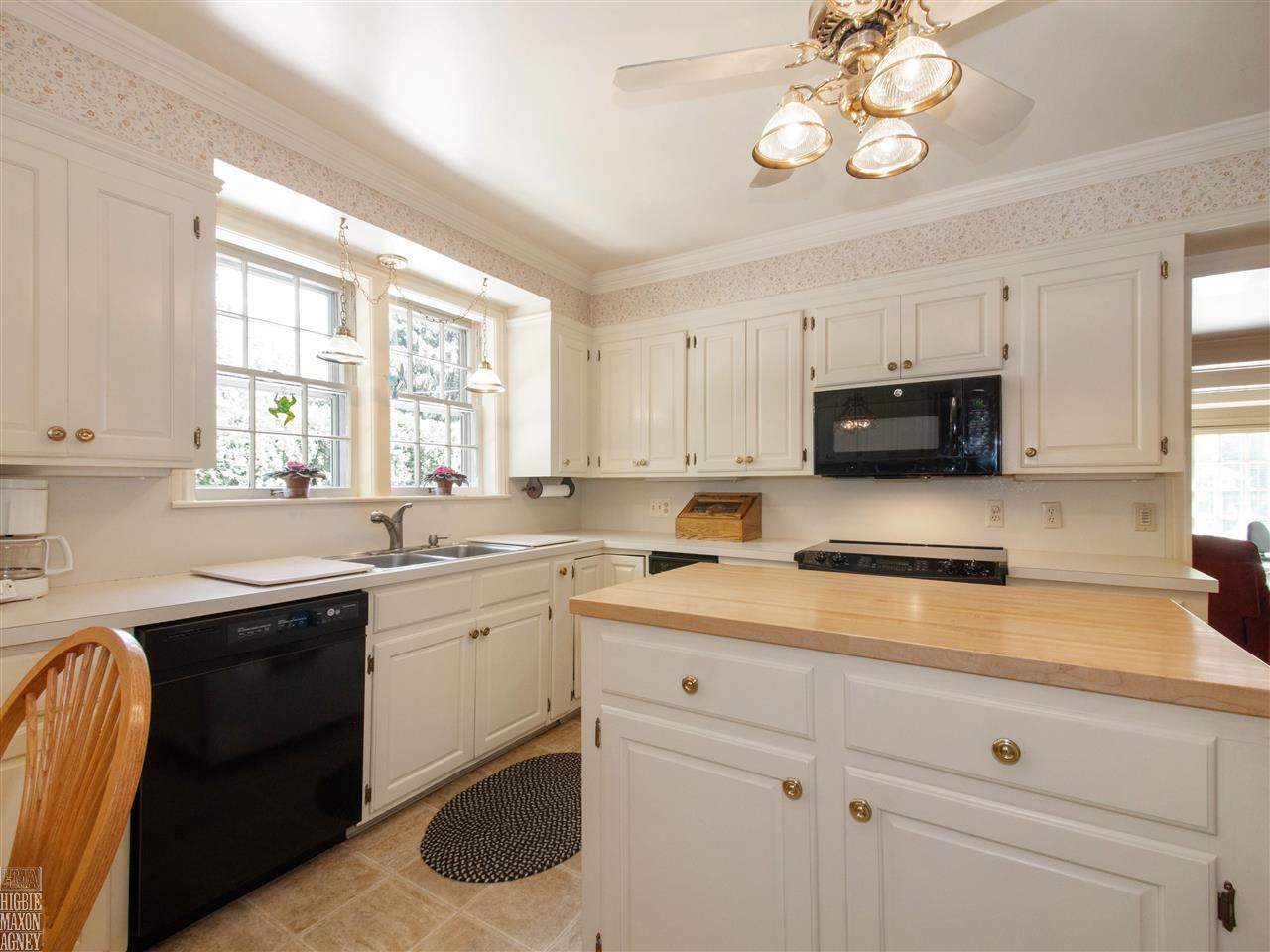 1006 Whittier Road Grosse Pointe, MI 48230 - Photo 15 of 51 50078531-14.JPG
