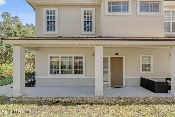 $2,375 | 12423 Forest Lake Circle East, Unit 1, Jacksonville, FL 32225