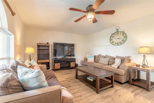 $425,000 | 216 Stony Point Drive, Sebastian, FL 32958