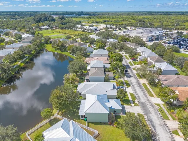 $425,000 | 216 Stony Point Drive, Sebastian, FL 32958