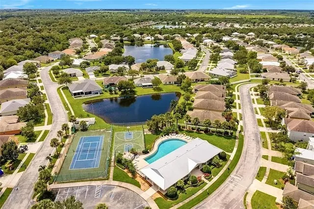 $425,000 | 216 Stony Point Drive, Sebastian, FL 32958