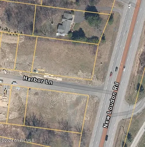 $100,000 | 2 Harbor Lane, Cohoes, NY 12047