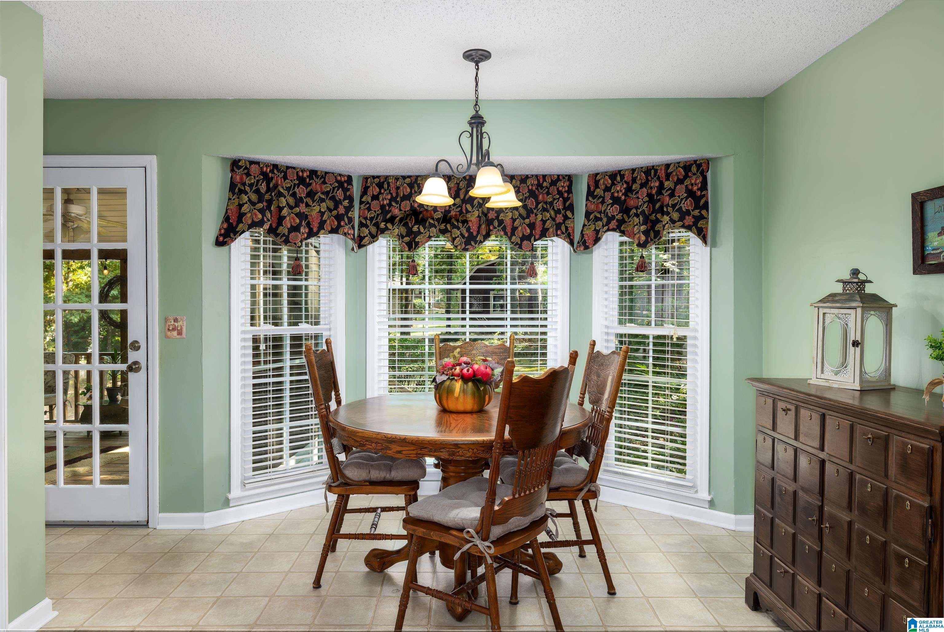 1452 Arrowhead Trail Alabaster, AL 35007 - Photo 16 of 45