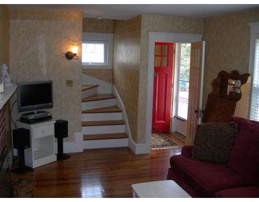 42 Chilton Road Boston, MA 02132 - Photo 4 of 14 Gallery Image 4