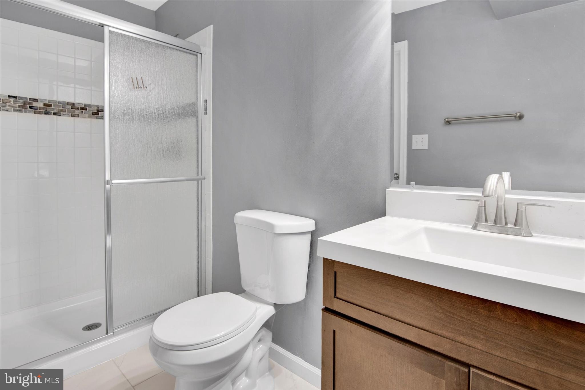 2522 Pembroke Road Woodbridge, VA 22192 - Photo 29 of 37 Basement Full Bath