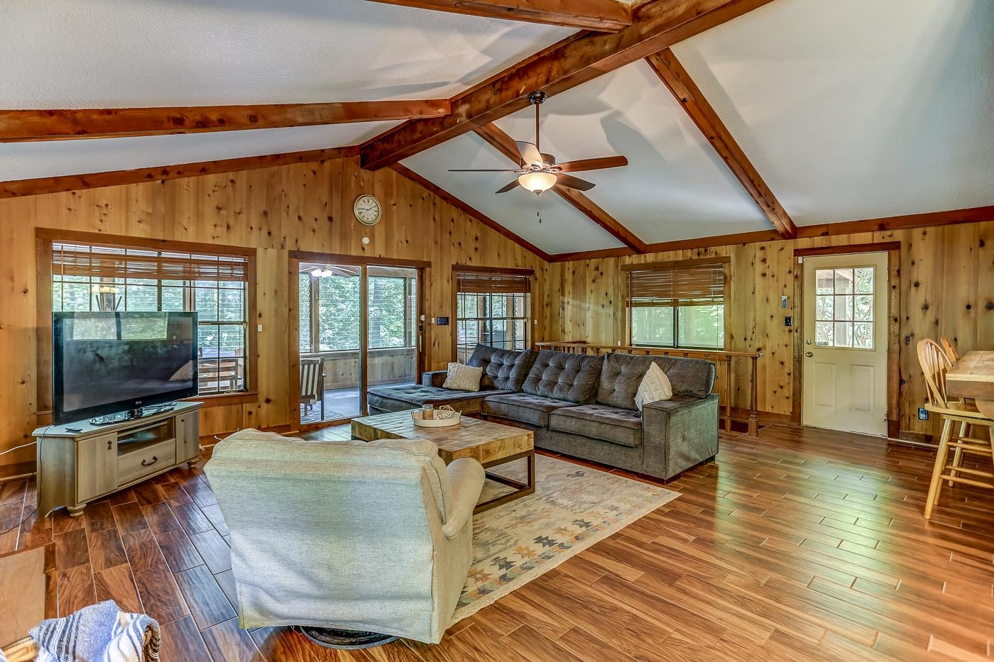 470 Metro Road Eads, TN 38028 - Photo 19 of 40 a living room with furniture and a flat screen tv