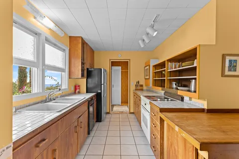 $1,300,000 | 73-4464 Kohanaiki Road, Kailua-Kona, HI 96740