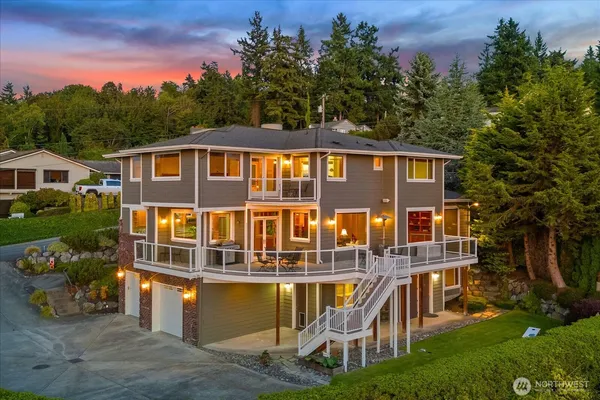 $2,099,000 | 603 Washington Avenue, Mukilteo, WA 98275