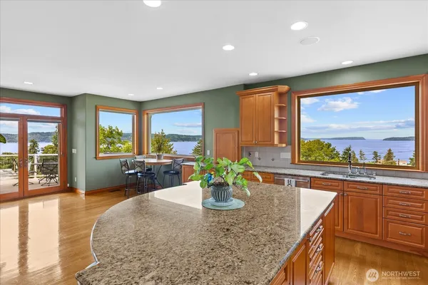$2,099,000 | 603 Washington Avenue, Mukilteo, WA 98275